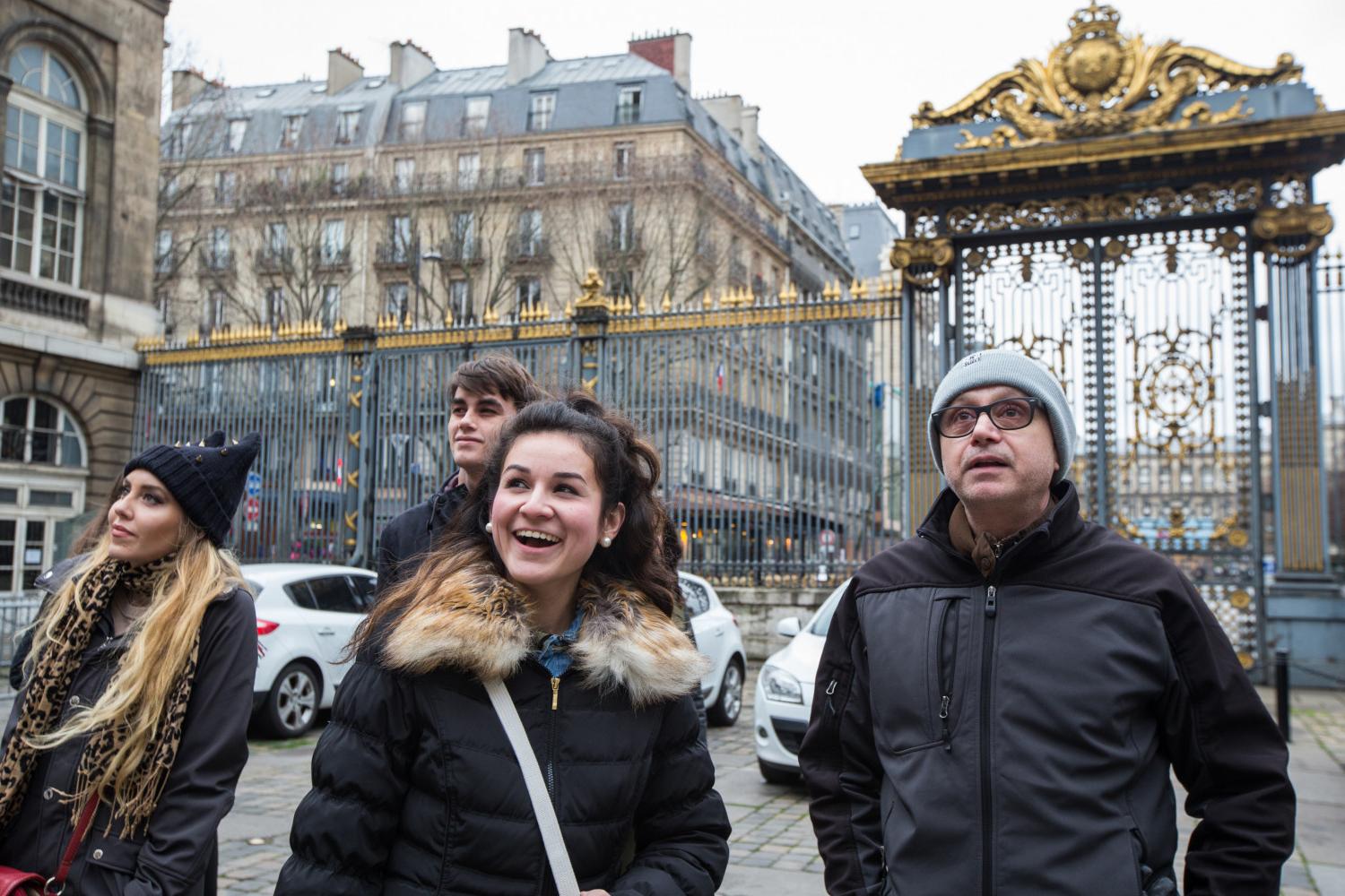 <a href='http://velo.ngskmc-eis.net'>全球十大赌钱排行app</a>学院法语教授Pascal Rollet带领学生们到巴黎游学.